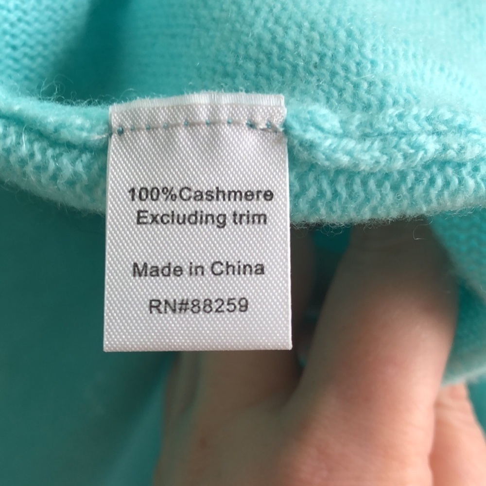 Subtle Luxury 100% cashmere aqua sleeveless cardigan vest sweater - Picture 6 of 6